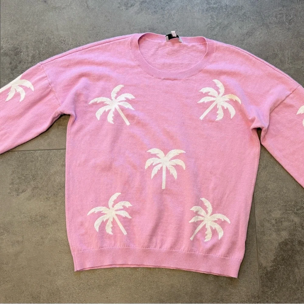 **Summer Sale** Palm Tree Sweater - Picture 1 of 4
